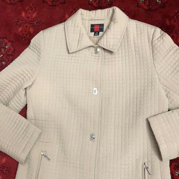 🌺🌺NEW GALLERY QUILTED BEIGE COAT SIZE M - Picture 5 of 11